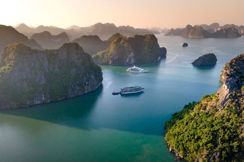 Top 10 Things to Do in Halong Bay for Luxury Travel