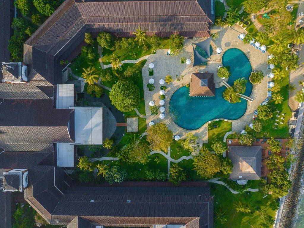 Toàn cảnh Discovery Kartika Plaza Hotel nhìn từ trên cao