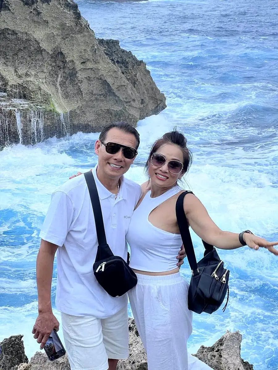 Khách bên sóng biển Nusa Penida